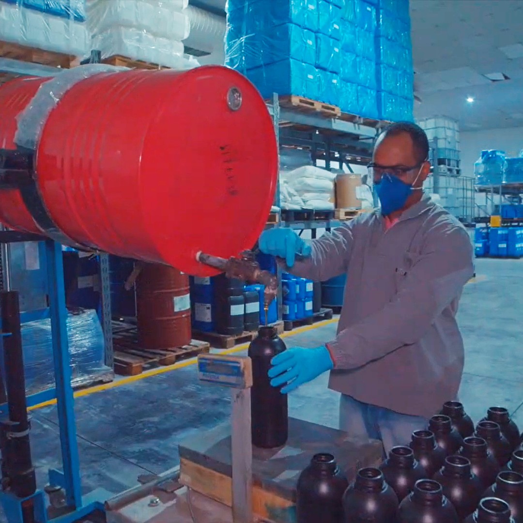 O Papel da Química Industrial no Aumento da Produtividade das Fábricas